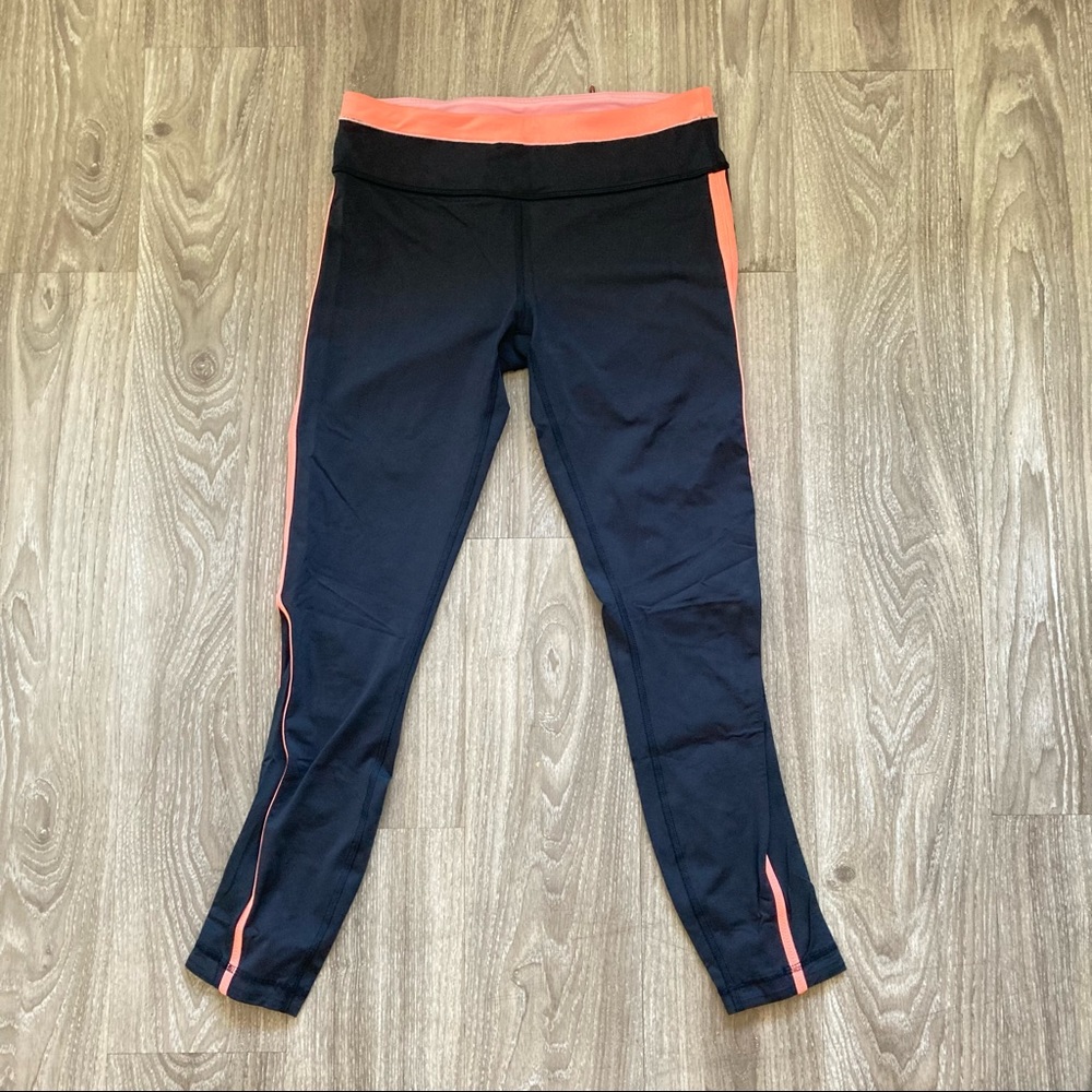 Womens Lululemon Black Leggings. Sz 6